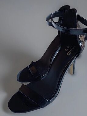 Catwalk Mix No 6 Stiletto Heels Black Patent Leather High West Size 9 Stilettos